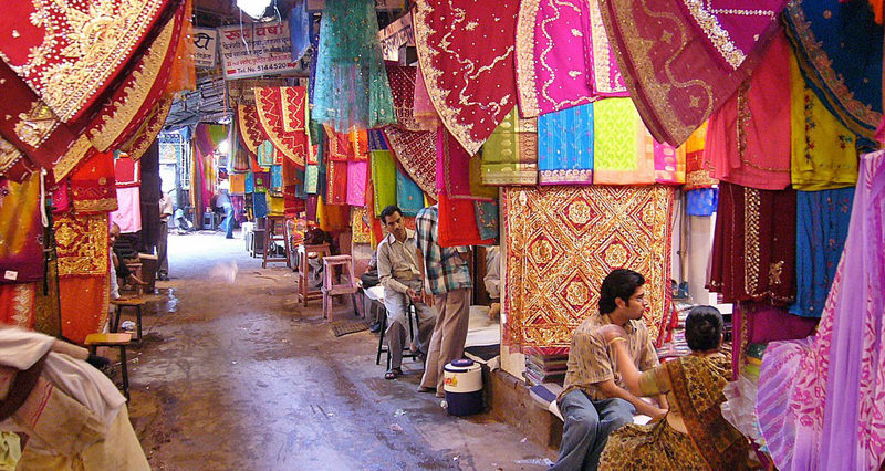 Best-Jaipur-Saree-markets-1