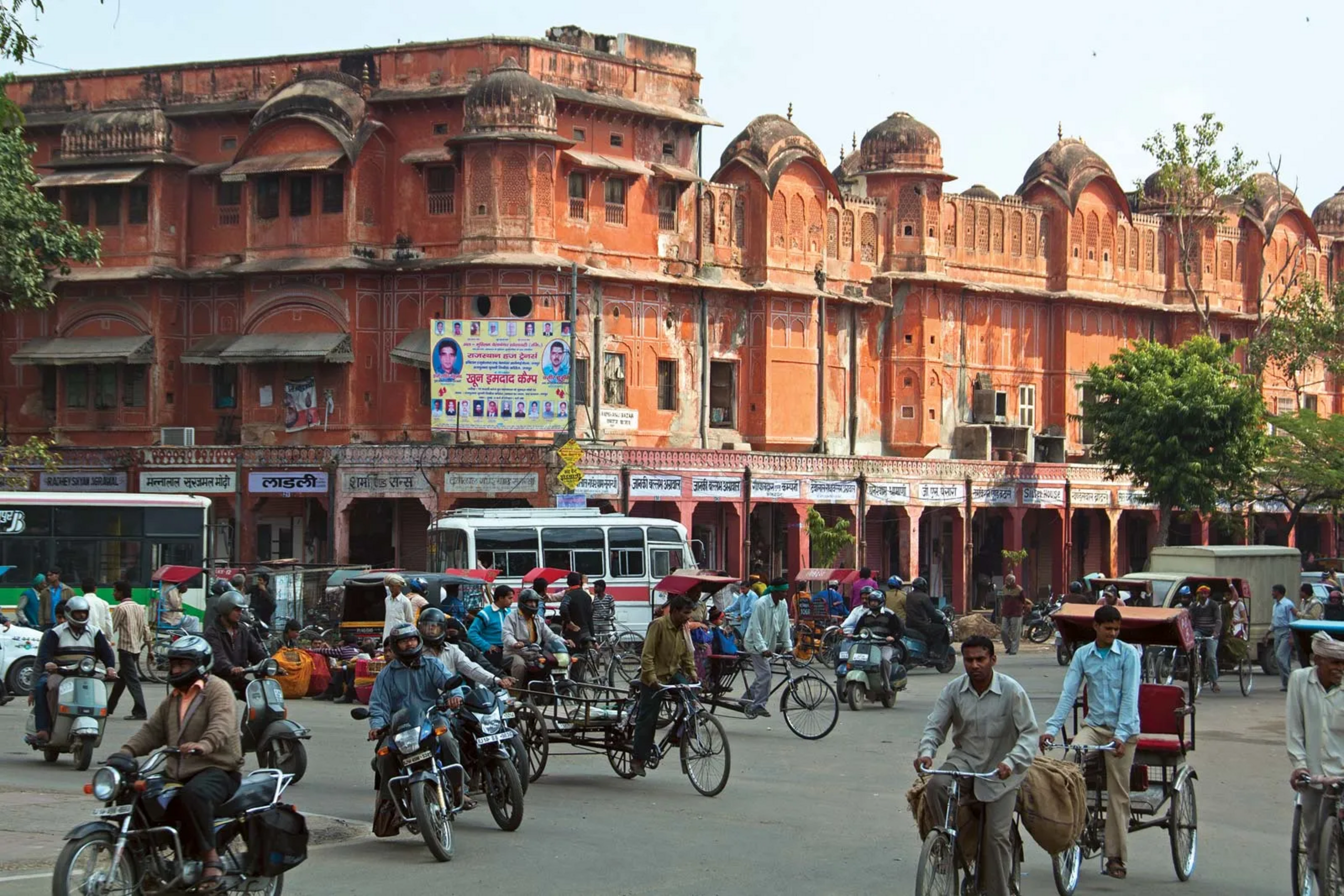 Street-scene-Jaipur-some-city-Ra