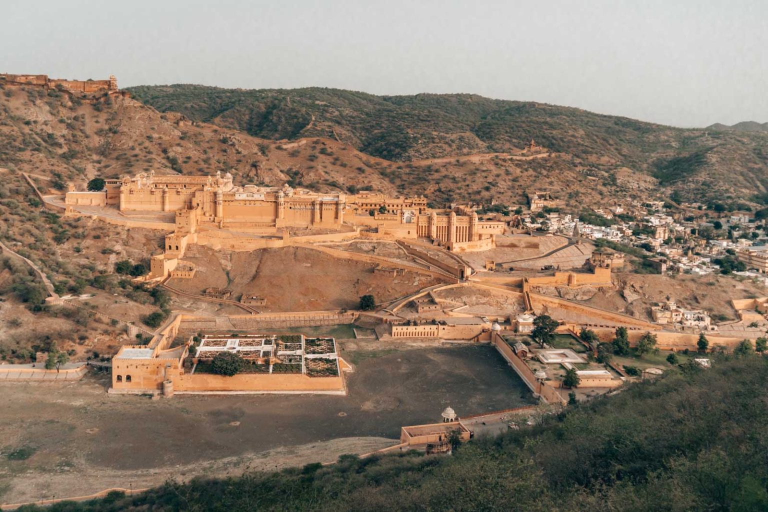 amer-fort-from-viewpoint-1536x1024